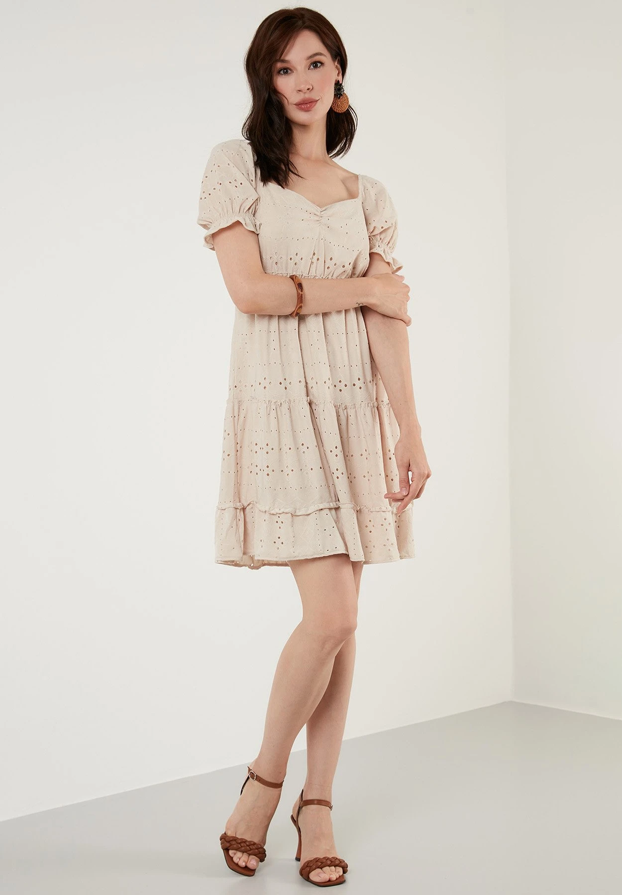 LELA Slim Fit - Jurk - Beige - Afbeelding 2