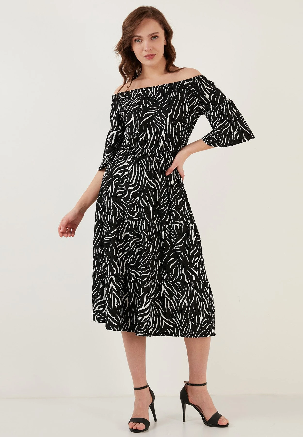 LELA Slim Fit - Jurk - Metallic Black - Afbeelding 2