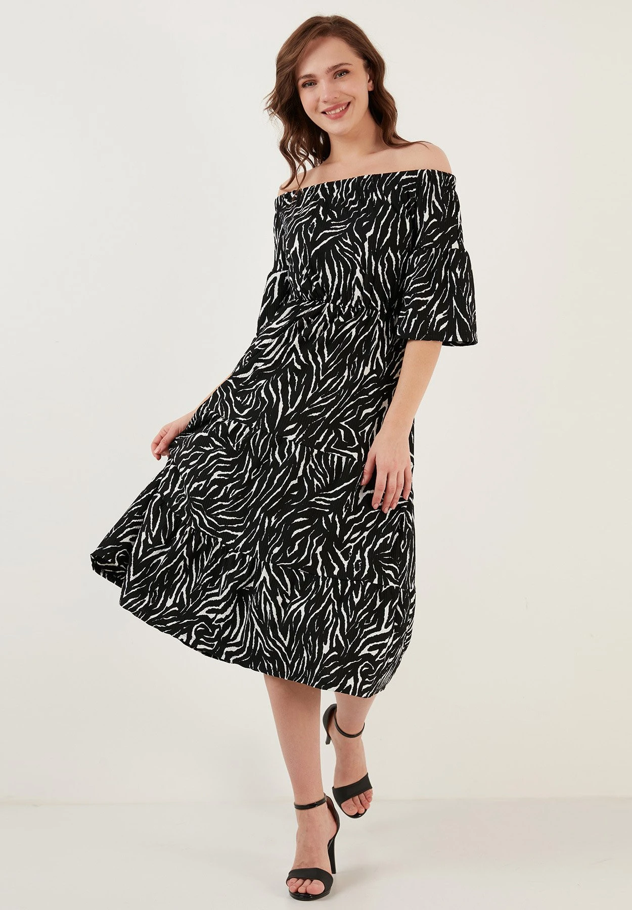 LELA Slim Fit - Jurk - Metallic Black - Afbeelding 5