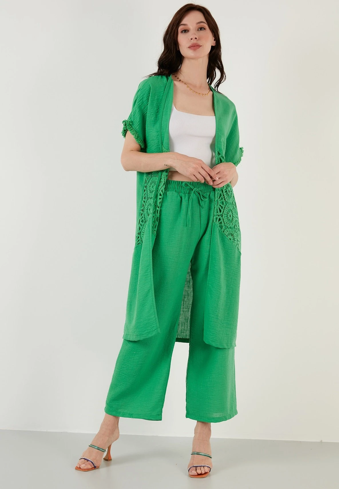 LELA Two Piece Set - Regular Fit - Vest - Green