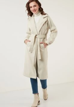 LELA Loose Fit - Mantel - Mink Color