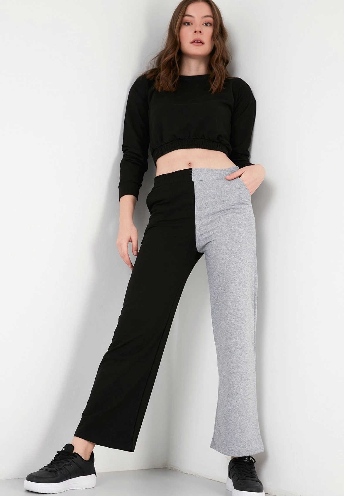 LELA Regular Fit - Trainingsbroek - Black-Grey - Afbeelding 2