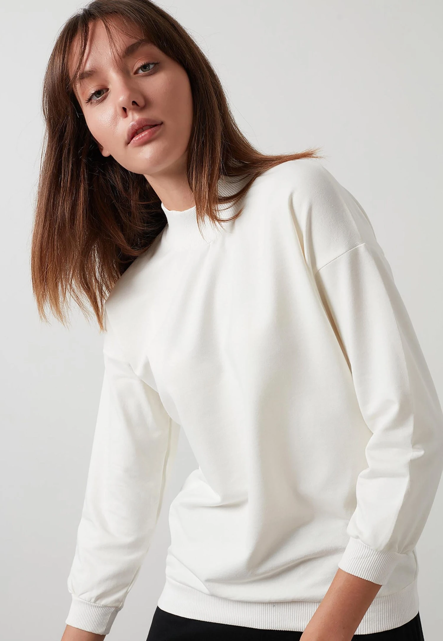 LELA Regular Fit - Sweater - Ecru