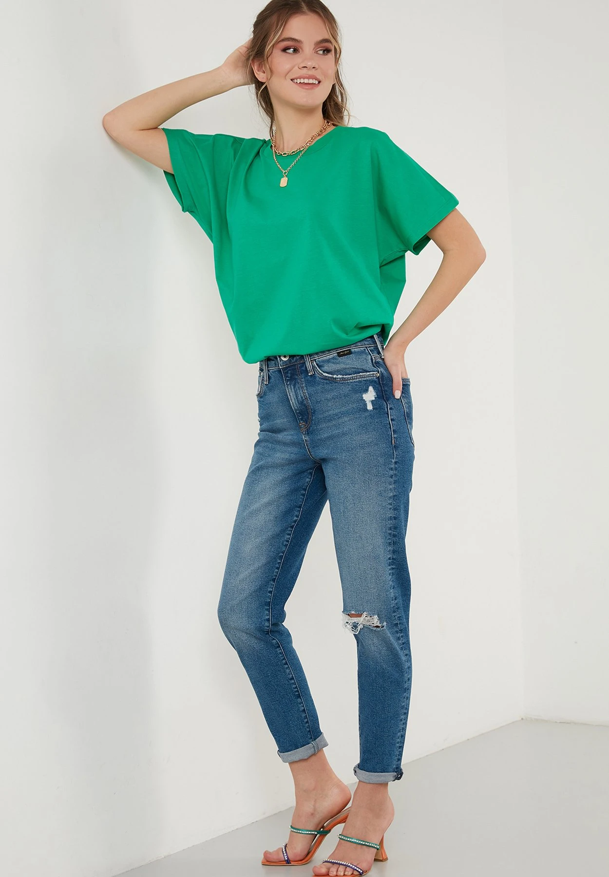 LELA Crew Neck- T-Shirt Basic - Benetton Color - Afbeelding 2